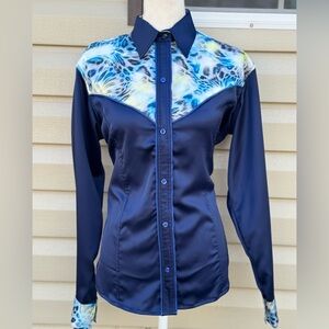 Women’s rodeo/ ranch shirt